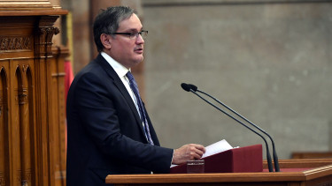 Nagy bejelentést tett a kormány, indulhat a költekezés