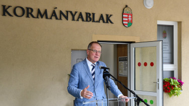 Jó hírt kaptak a területi közigazgatásban dolgozó kormánytisztviselők