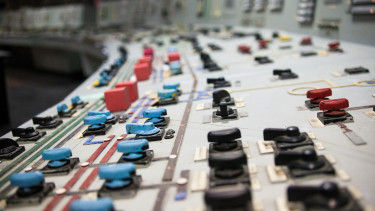 Mi lesz a kormány ötezermilliárdos tervével? Szaporodnak a kérdőjelek 