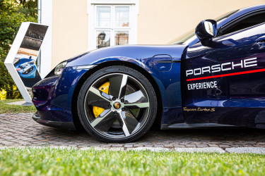 Porsche_driving_experience_200922_159