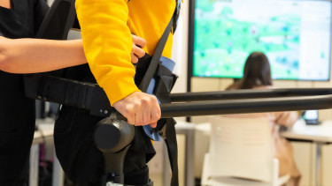 Japán időzített demográfiai bombája: tényleg a robotok a válasz?