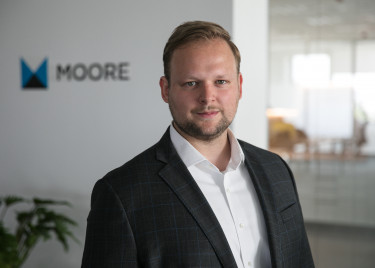 Takács Márton Moore Hungary