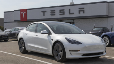Gigamegállapodást kötött a Tesla és a Samsung