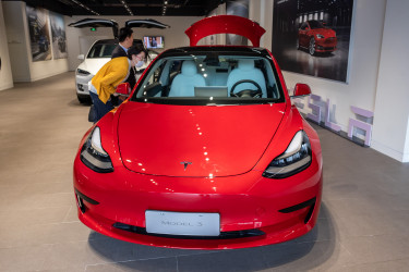 tesla m3
