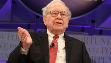 Szokatlan dolog történik Warrett Buffett cégével, az elmúlt évtizedekben csak egyszer láttunk ilyet