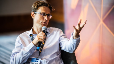 Zsiday Viktor előre látja: osztogatni fog a kormány